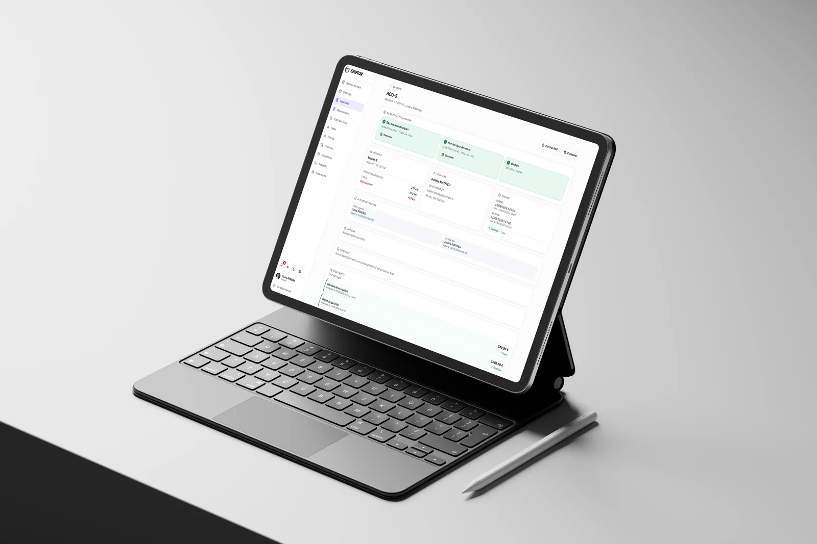 Fiche de location SHIFTOR sur tablette : états des lieux de départ et de retour, caution, kilométrage parcouru et signatures des deux parties